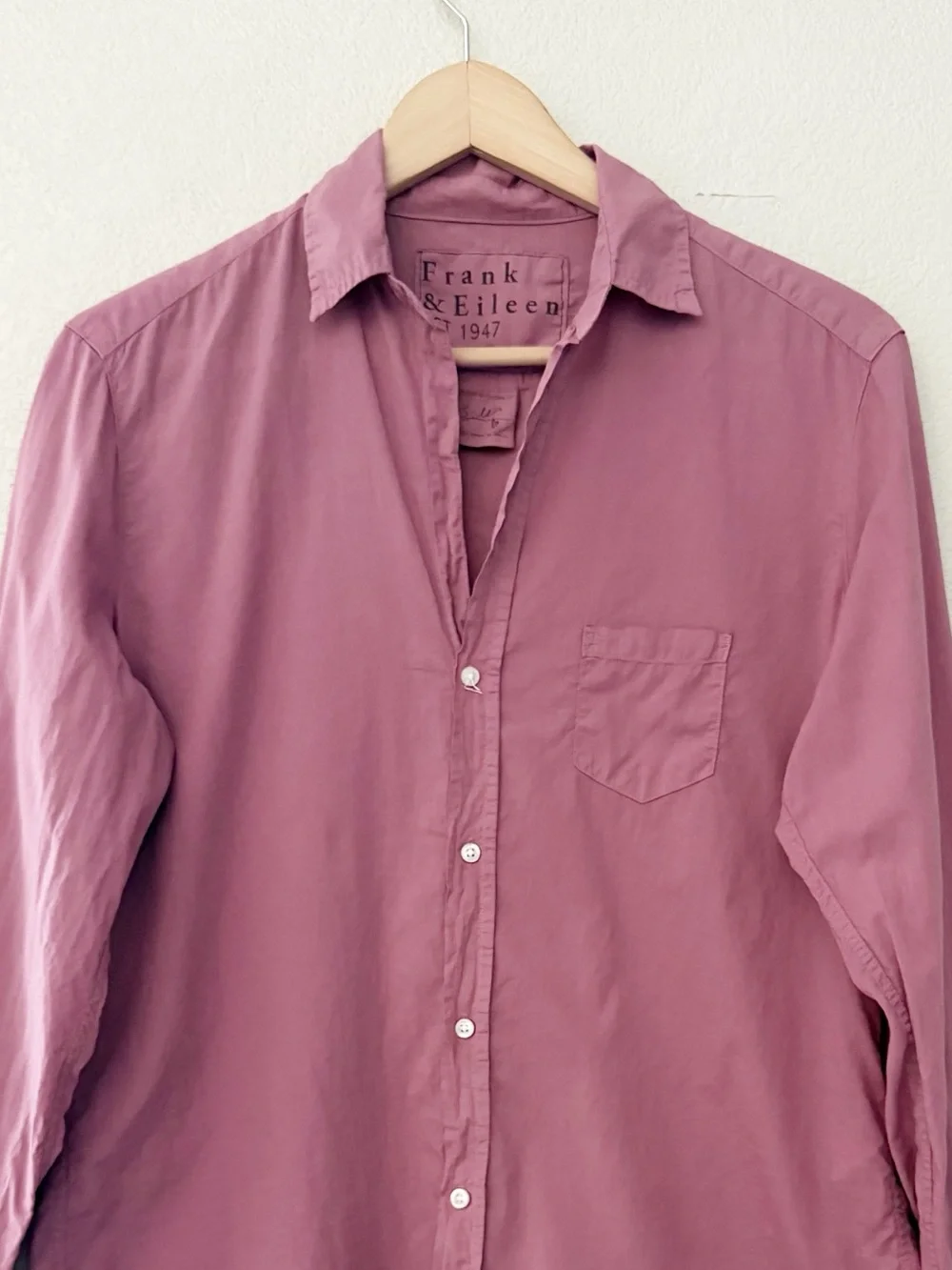 Frank and Eileen Button Up Shirt Small Pink Cotton Collared Quiet Luxury Casual - Picture 4 of 10